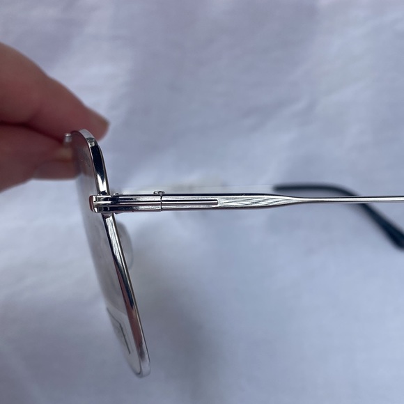 Tom Ford Sunglasses - Picture 3 of 8